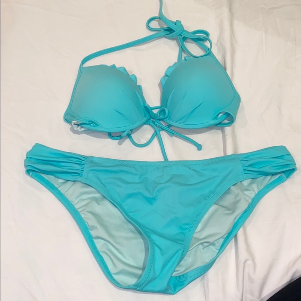 Teal Victoria’s Secret Underwire Bikini